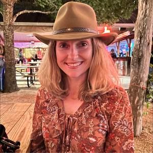 Meet your Posher, Anne